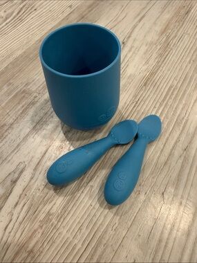 Kids Silicone Feeding Spoon Set with Cup - Teal Blue